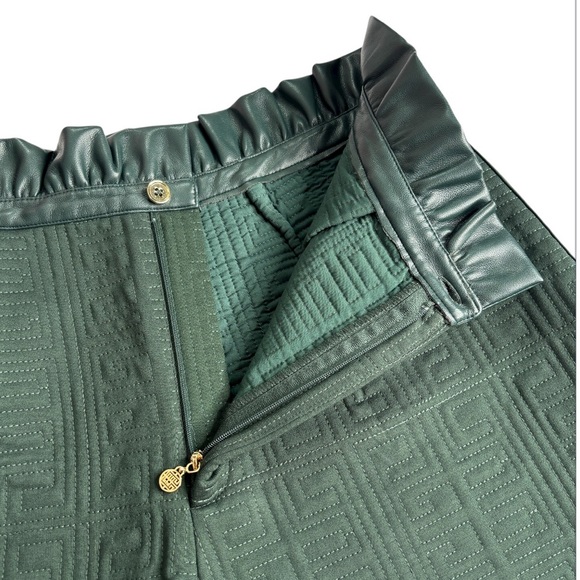 Emily McCarthy Green Jacquard High-Waisted Shorts Sz L - Picture 8 of 8